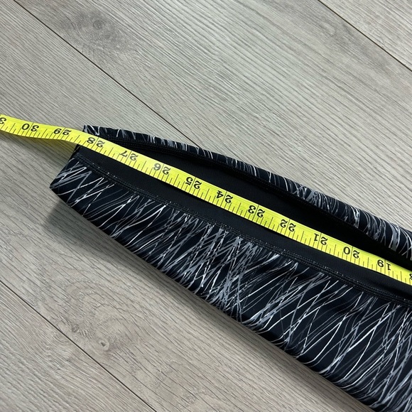 Nike Epic Power Printed Run Leggings - Picture 15 of 16